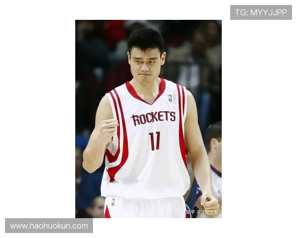 新秀挑战姚明传奇之路：篮球场上的代际对决与荣耀传承